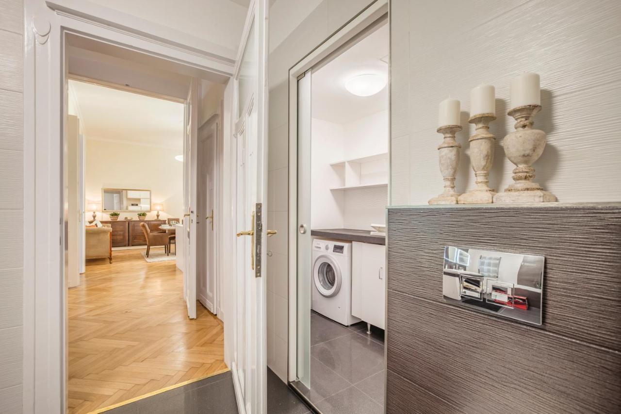 Modernized Unique Huge Central Apartment On 135Sqm Budapest Exterior foto
