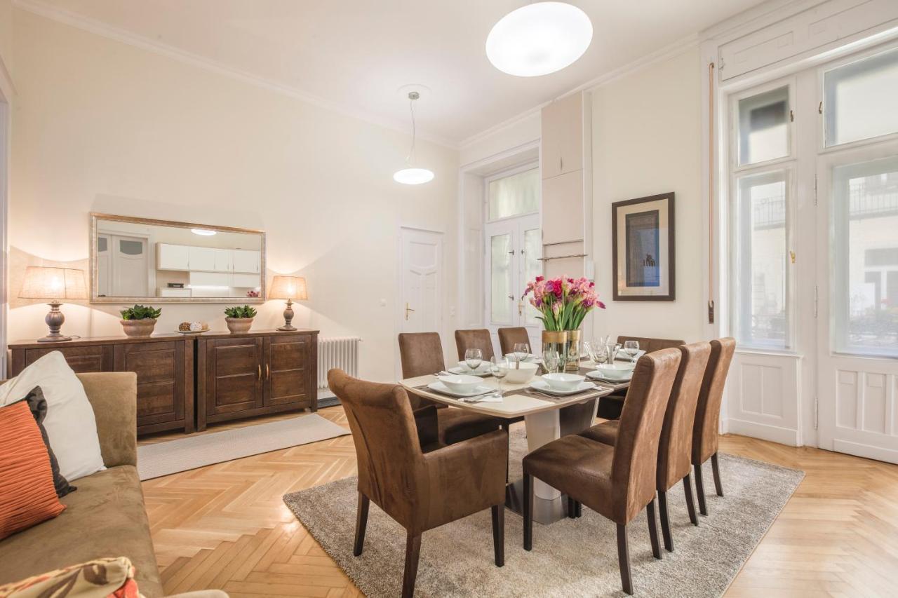 Modernized Unique Huge Central Apartment On 135Sqm Budapest Exterior foto